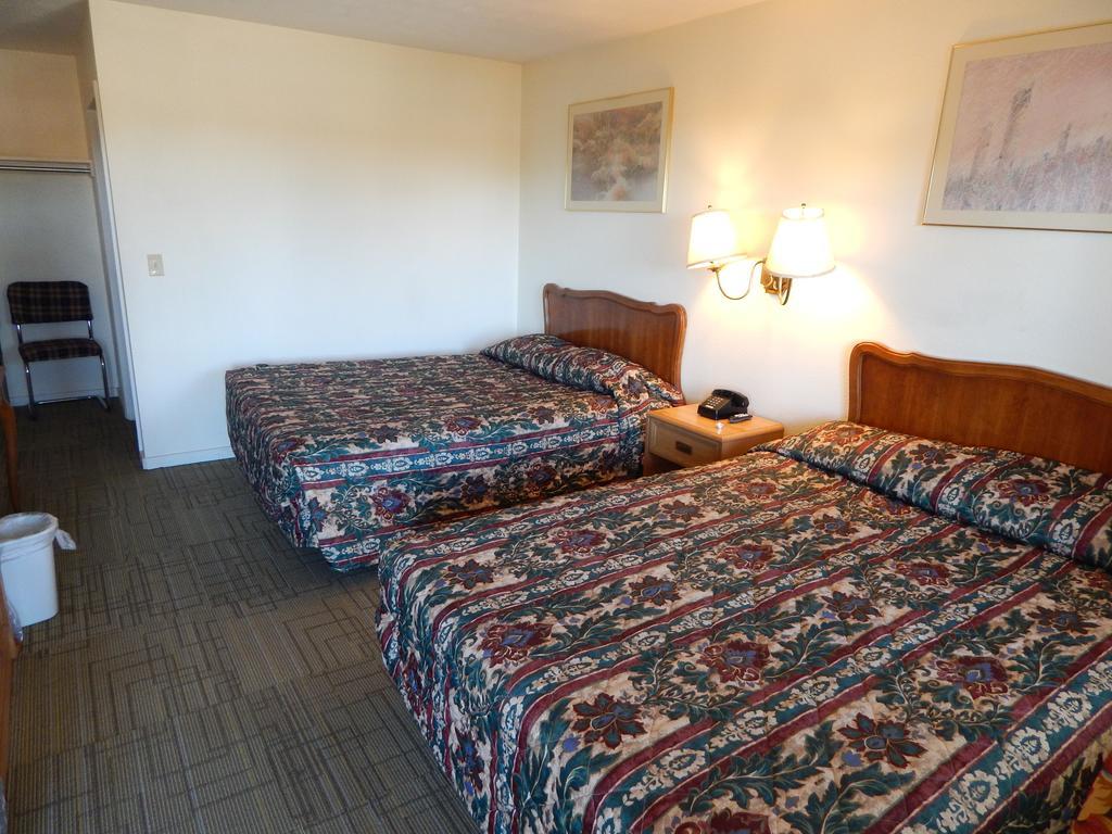 Ute Motel Fountain Phòng bức ảnh