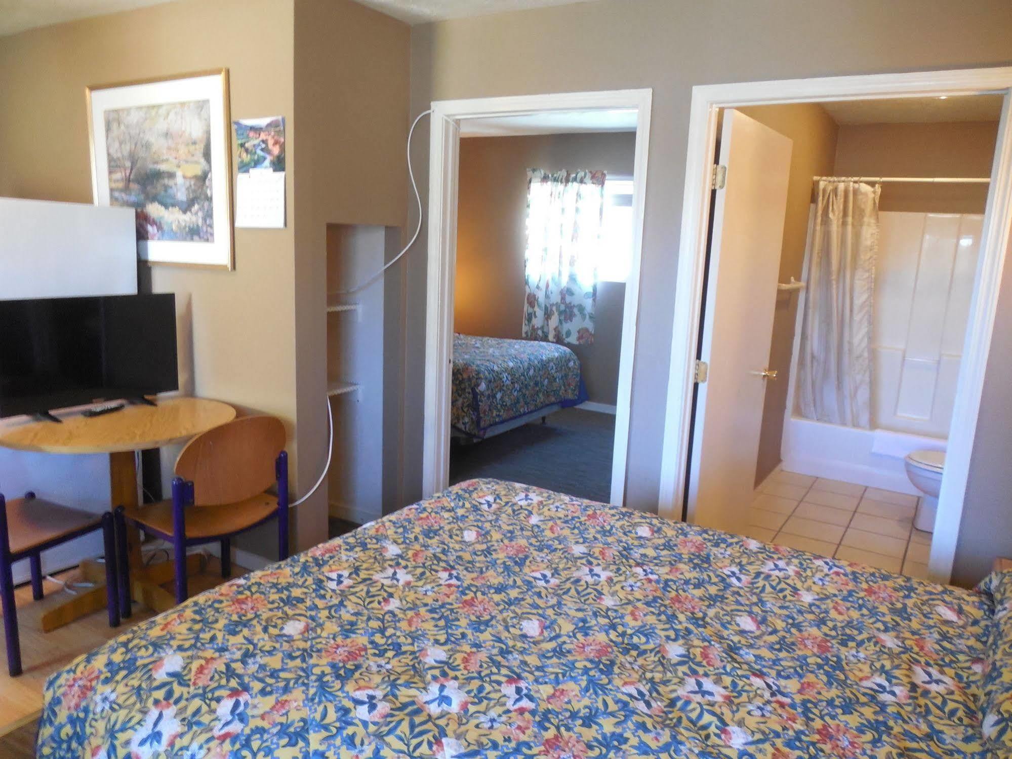 Ute Motel Fountain Ngoại thất bức ảnh